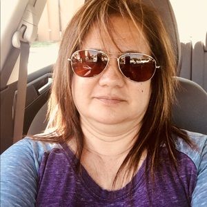 Meet your Posher, Sandra